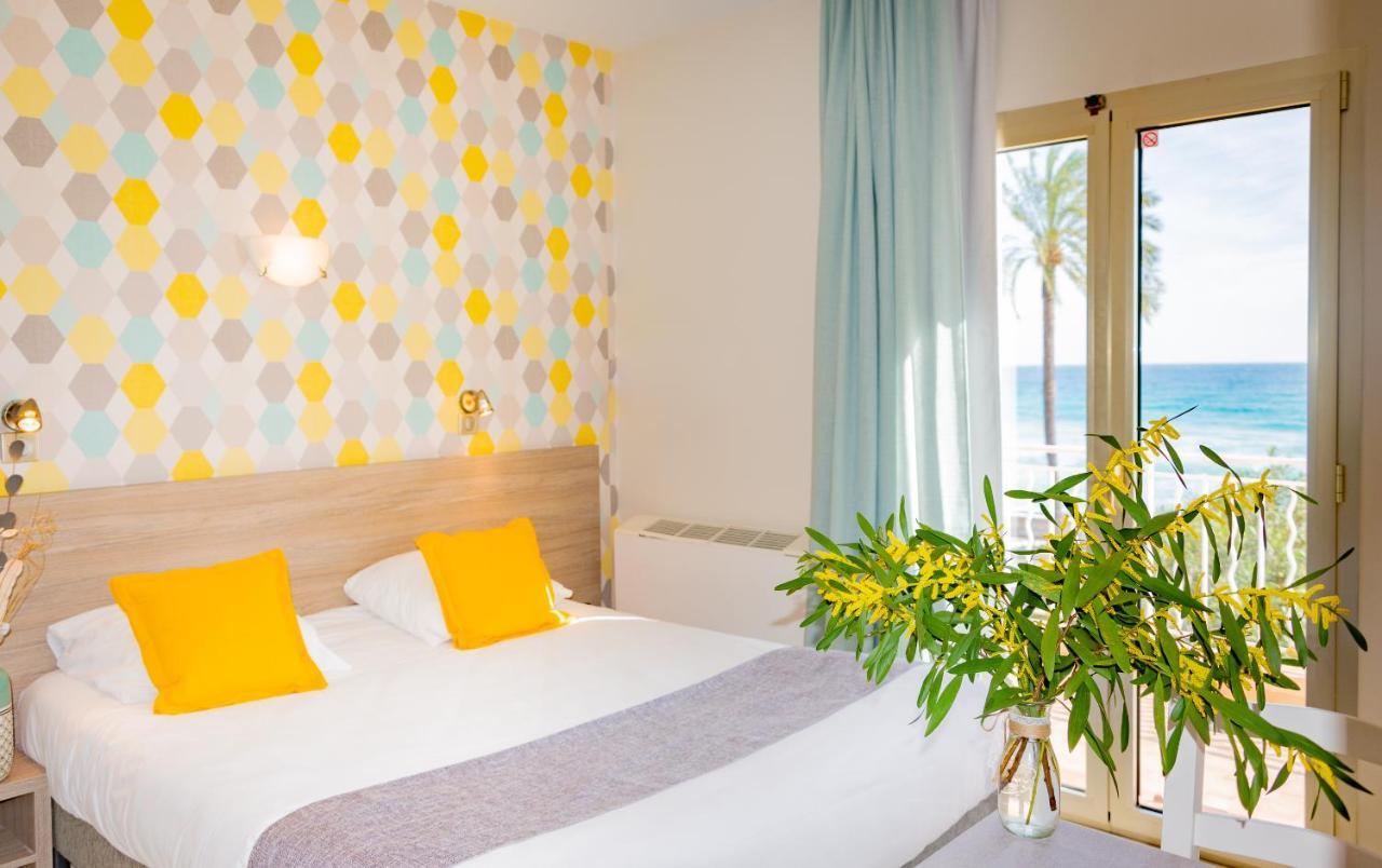 Hotel Et Appartements Reine D'Azur 로퀴에브륀캡마르탱 외부 사진