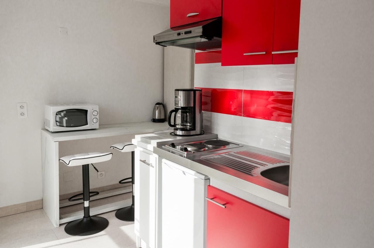 Hotel Et Appartements Reine D'Azur 로퀴에브륀캡마르탱 외부 사진