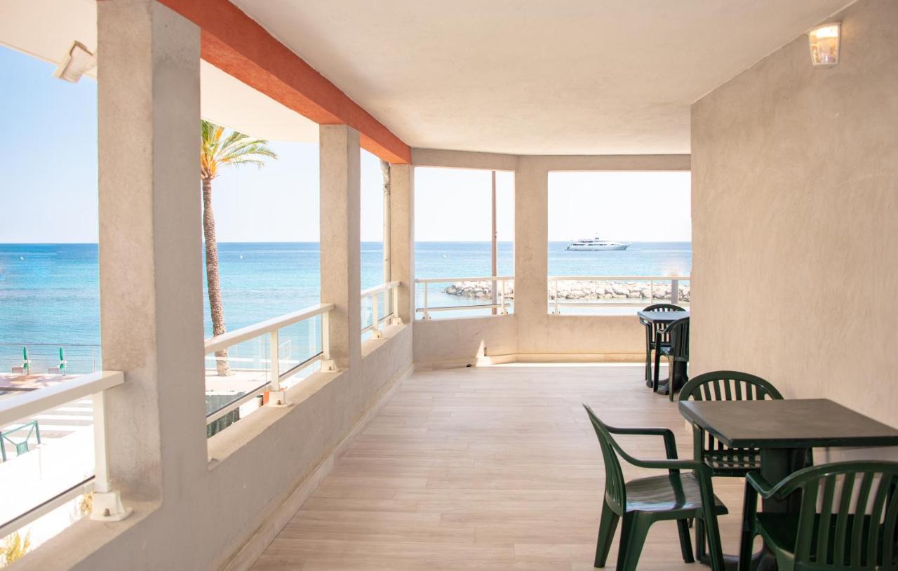 Hotel Et Appartements Reine D'Azur 로퀴에브륀캡마르탱 외부 사진